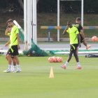 Los seis jugadores que entrenaron durante la mañana del jueves en el Anexo del Mediterráneo.