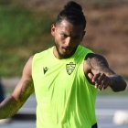 Luis Suárez empezó la pretemporada con el Almería pero ya viaja a Portugal para cerrar su fichaje por el Sporting CP.