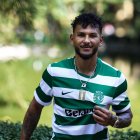 Luis Suárez con su nueva camiseta. El jueves debutará contra el Benfica en la Supercopa.