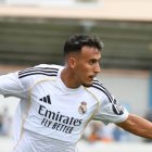 Rachad despachaba en tiempo récord al Racing de Ferrol y sigue disparado.