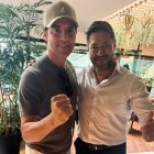 El cantante David Bisbal junto a Felipe López, gerente de LUA Puerto Rey.