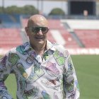 Antonio Membrives en el césped del Mediterráneo en su etapa de consejero.