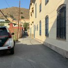 Entrada al barrio en el que ha ocurrido el homicidio.