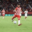 Este Leo Baptistao es demasiado, dentro y fuera del campo.