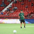 Carlos Cano trabajando en el Mediterráneo donde tiene su casa como almeriense.