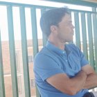 El entrenador del Almería viendo a su hijo en Huércal para liberar tensiones.