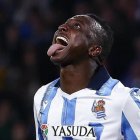 Umar Sadiq quería salir de la Real Sociedad este verano, pero solo para ir al Valencia.