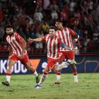 Embarba (33 años) celebra su gola en casa al Sporting en la sexta jornada.