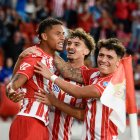 Celebración del gol de Chirino.