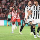 Soko se desespera en una jugada del partido ante el Castellón.