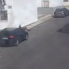 Abandonan en la calle el cuerpo de un drogadicto fallecido en un narcopiso de Roquetas de Mar.