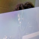 Aridane viendo el partido apartado del mundo en Andorra.