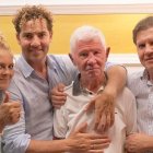 Los hermanos Bisbal (María del Mar, David y José María) con su padre, el campeón de boxeo José Bisbal Carrillo