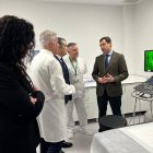 Juanma Moreno, durante su visita a Torrecárdenas.