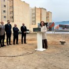 La consejera de Educación en el acto de colocación de la primera piedra del nuevo instituto situado en la zona de Las Marinas