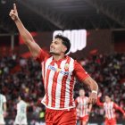 Álex Muñoz celebra su gol al Córdoba en el Estadio de los Juegos Mediterráneos.