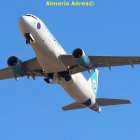 El Airbus A320-214 de Iberojet es el avión que cubre a diario la ruta del Imserso entre Barcelona y Almería.