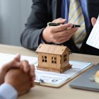 El administrador de fincas colegiado se ha convertido en una figura esencial para sostener el funcionamiento diario de los edificios.