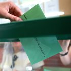 El voto en el exterior ha sido muy diferente al registrado en las urnas de los colegios andaluces.

Rocío Ruz / Europa Press
17/5/2026
