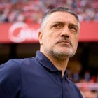 El Almería hace oficial la llegada de Xavier García Pimienta al banquillo del Mediterráneo.