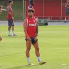 Embarba tiene contrato en el Almería hasta el año 2028.