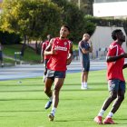 Chirino, en el primer entrenamiento del Almería 2026-2027.