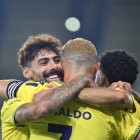 Samú Costa se abraza a Cristiano Ronaldo en su momento de esplendor.