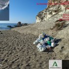 Basura depositada en uno de los rincones del Parque Natural de Cabo de Gata-Níjar