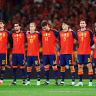 Pubill luciendo el 12 de La Roja en el partido del estreno de la segunda estrella.
