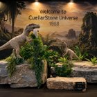 Los dinosaurios de mármol protagonizaron el espacio de CuellarStone en Marmomac 2026.