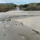La lluvia mantiene cortada este domingo la A-399 entre las ramblas de Chirivel y Pino Blanco.