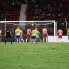 El Cádiz hizo el segundo gol sobre la bocina con una defensa relajada.