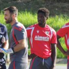 Marciano Tchami ha vuelto a entrenar con el primer equipo. En la imagen junto a Fernando, Ismael Falcón y Kassoum Koné.
