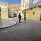 Efectivos policiales en el lugar del tiroteo.
