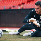 El portero húngaro se emplea a fondo en cada entrenamiento.