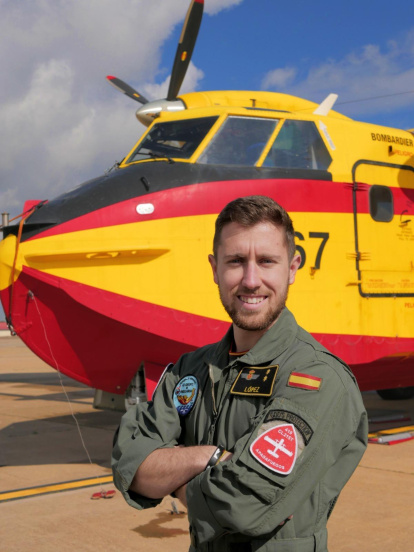Teniente Juan Manuel Muñoz, piloto de uno de los hidroaviones que estuvieron en el incendio de Los Gallardos.