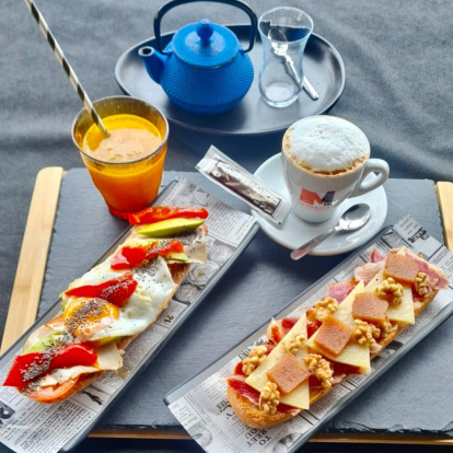 Chiringuito Rompizo en Roqueas de Mar.