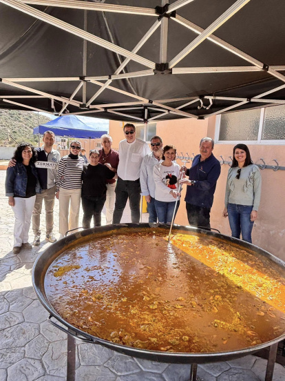 Más de 400 mayores pulpileños celebran la tradicional festividad local en la Residencia “San Fernando” de San Juan de los Terreros.