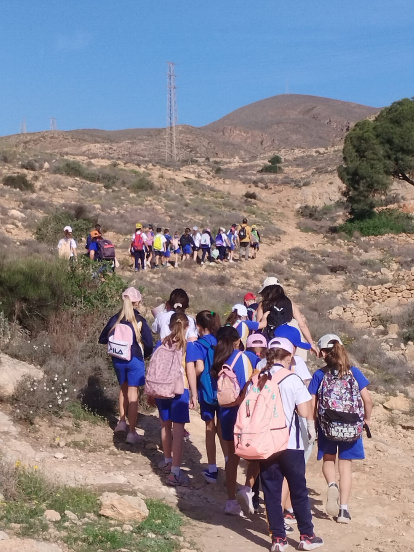 Los niños de La Salle pudieron conocer más a fondo la zona de La Molineta.