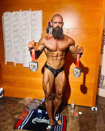 Andrés Pérez, campeón en dos categorías en la WABBA Spain International.