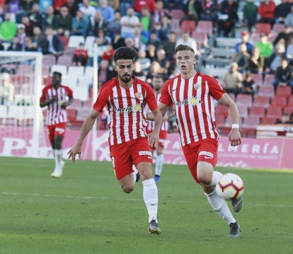 Chema se ganó su lugar en la primera plantilla del Almería.