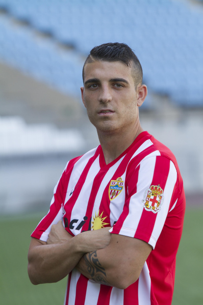 Fran Vélez en la plantilla de Primera División del Almería de Francisco.