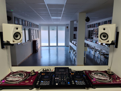 Tienda física de Cristina Records.