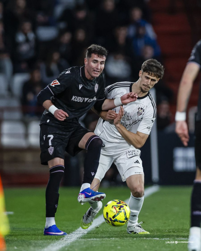 Morcillo entró al partido para volver a ser el Maradona del Mirandilla.