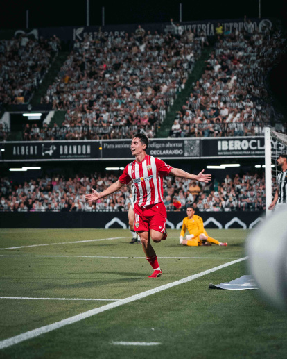 Un futbolista de fantasía en el fútbol de plata con el Almería.