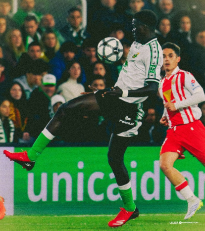 El Almería se llevaba 5 goles del Sardinero en un partido para olvidar.