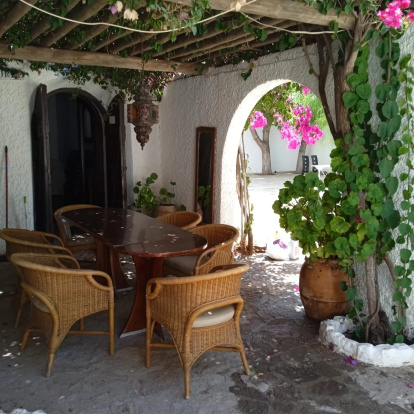 Una de las casas de lujo en venta en Almería.