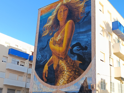 El impresionante mural de Moxaico en Las 500 Viviendas.