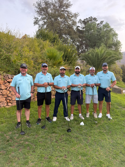 La XVIII Liga Almeriense de Golf arranca con victorias contundentes y máxima igualdad.