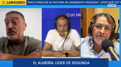 García Pimienta con Manu Carreño y Raúl Ruiz en El Larguero de la Cadena SER.